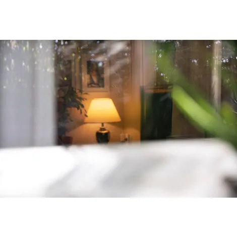 Ampoule LED Connectée Bluetooth E14 5W - Otio 4 Ampoule LED Connectée Bluetooth E14 5W - Otio – Image 4